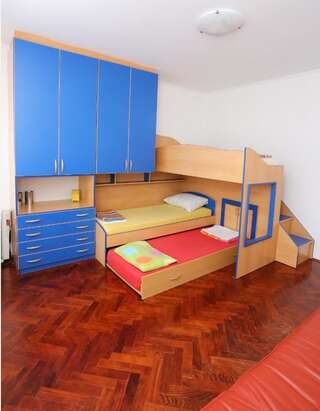 Апартаменты Apartman DMD Херцег-Нови Апартаменты с видом на море-10